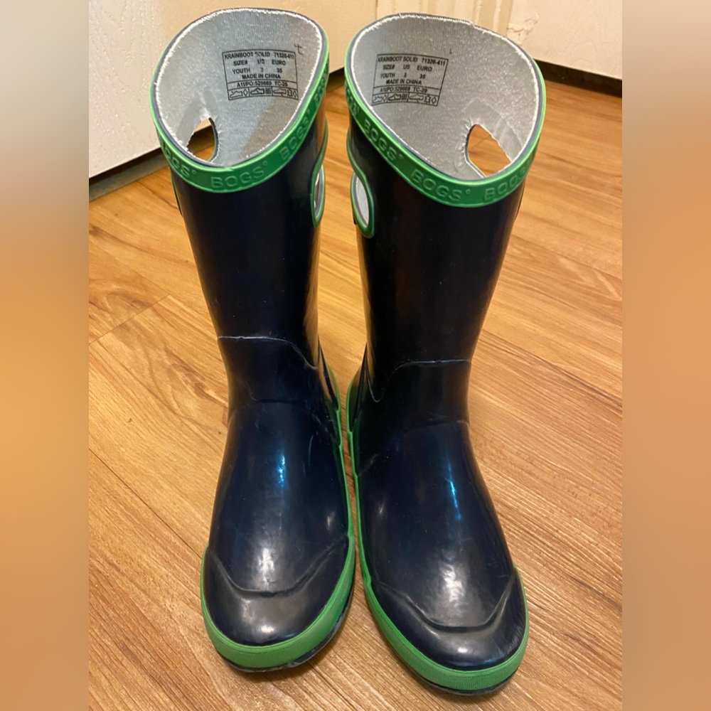 Black and green rain boots kids